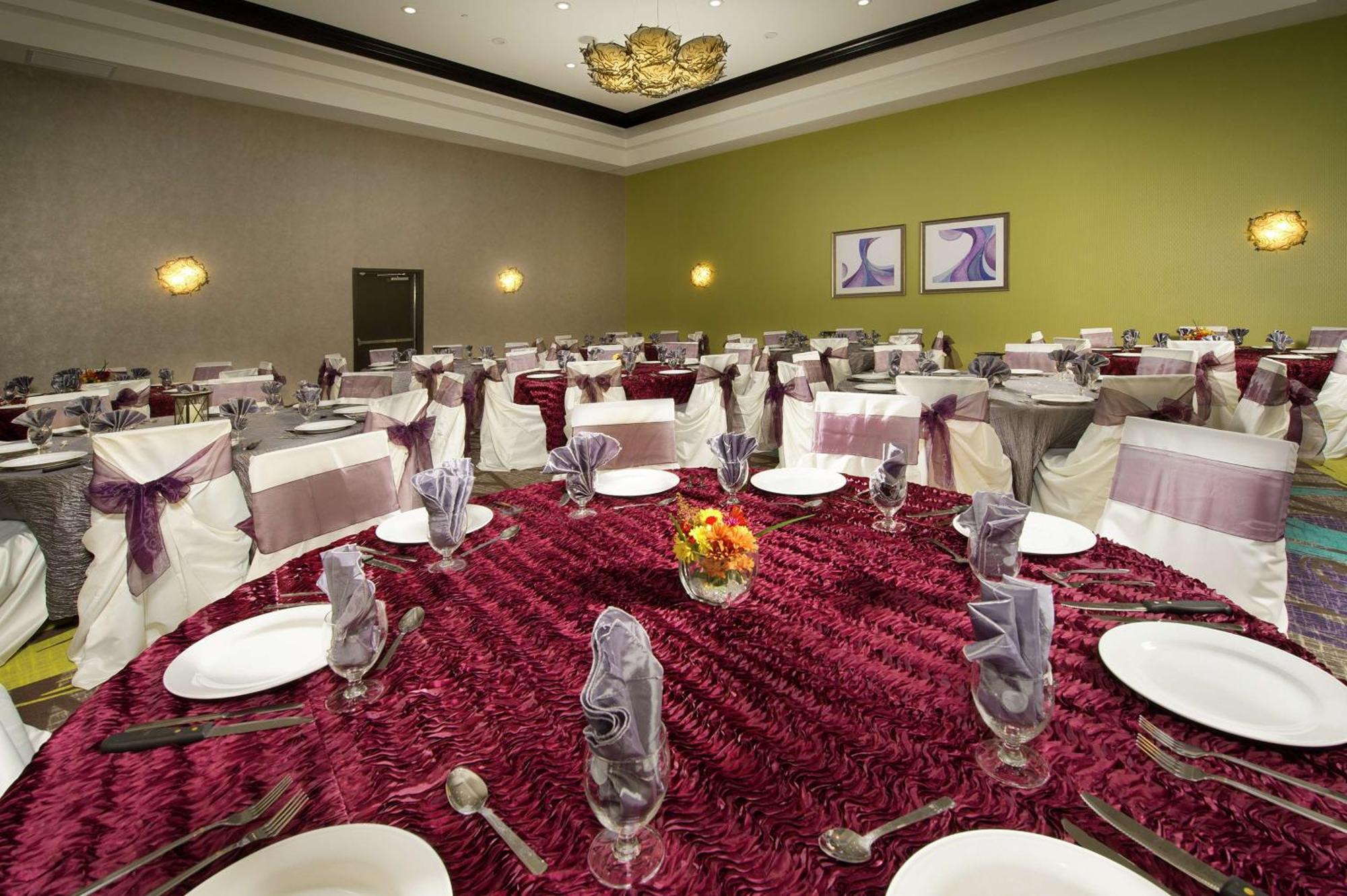 Hilton Garden Inn Колледж-Стейшн Экстерьер фото