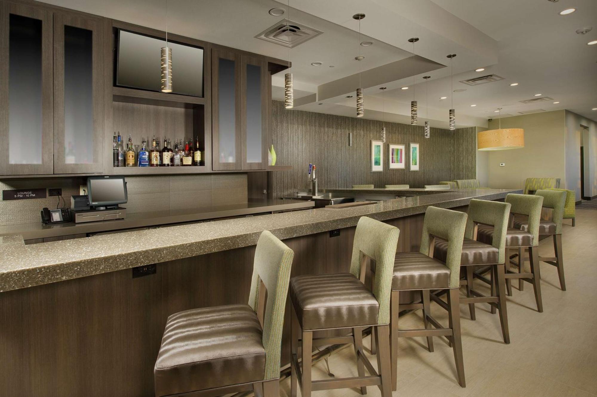 Hilton Garden Inn Колледж-Стейшн Экстерьер фото