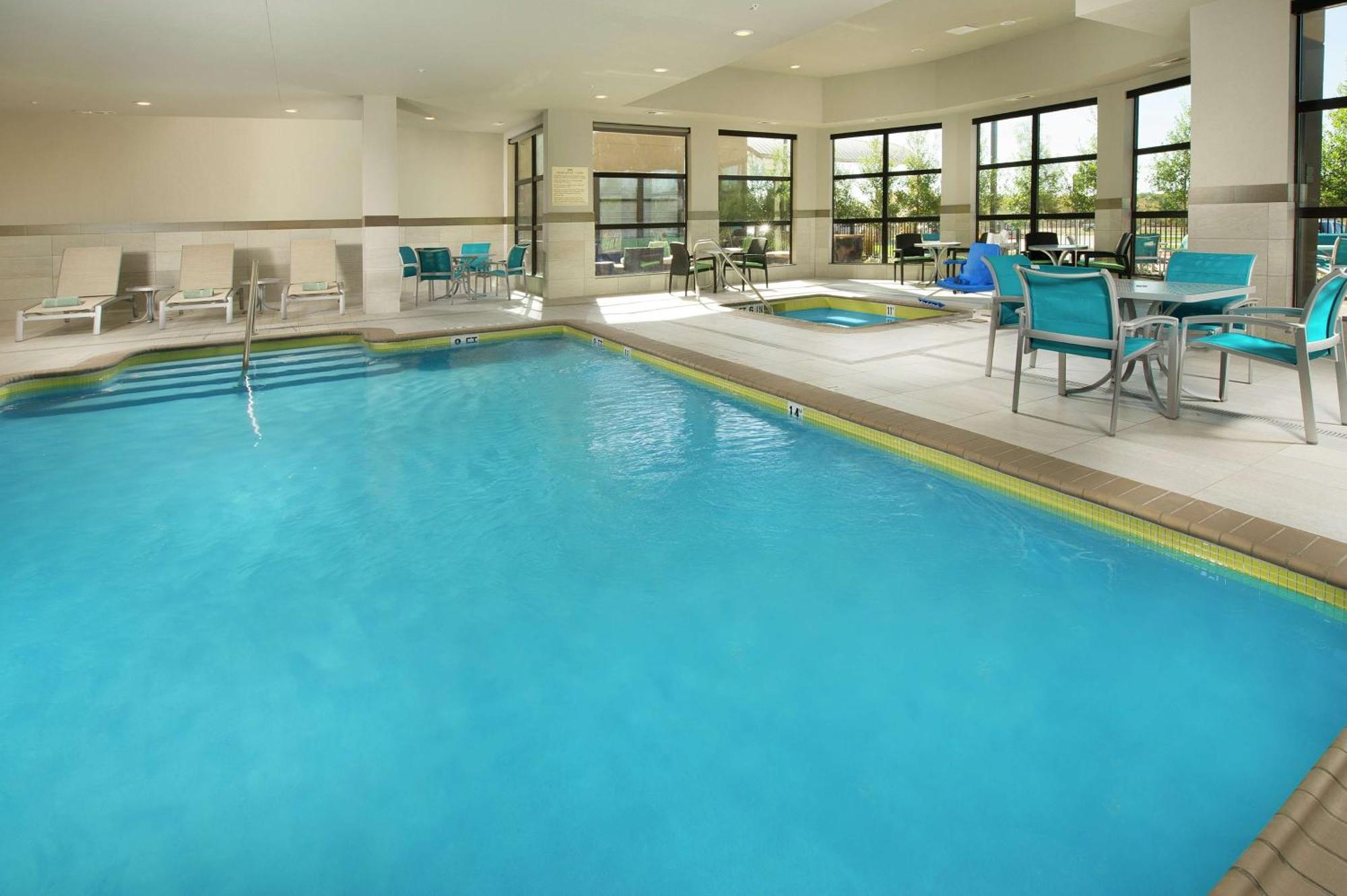 Hilton Garden Inn Колледж-Стейшн Экстерьер фото
